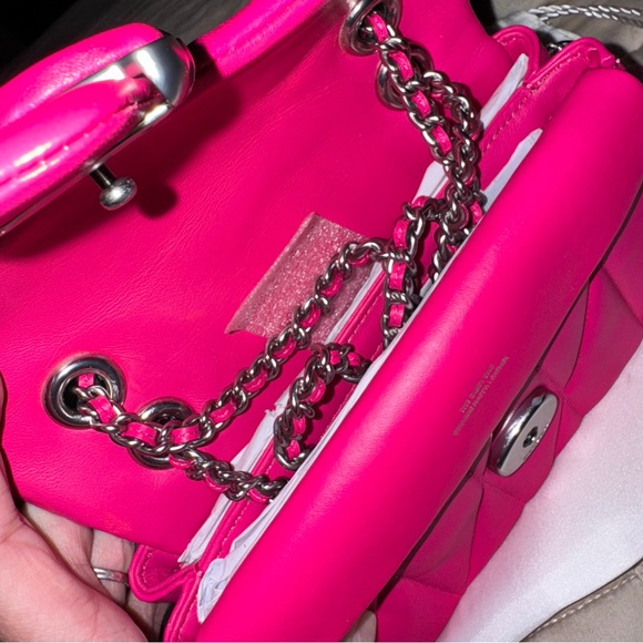 NWT Coach Quilted Tabby 20 Crossbody Bag in Dragonfruit - Picture 6 of 6